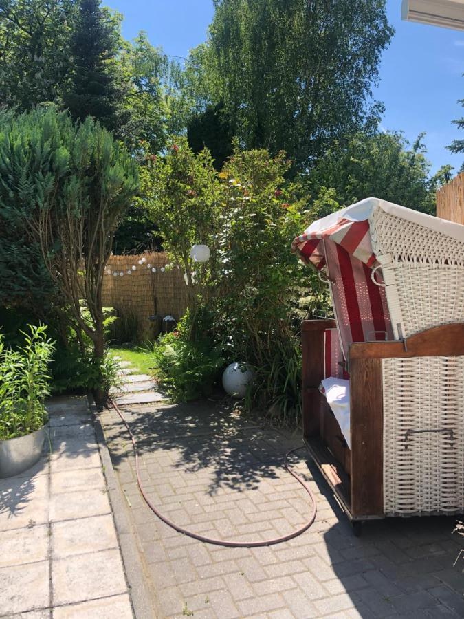 Apartment Tinyhouse Mit Pool, Outdoor Whirlpool Und Garten ペータースハーゲン・エッガースドルフ エクステリア 写真